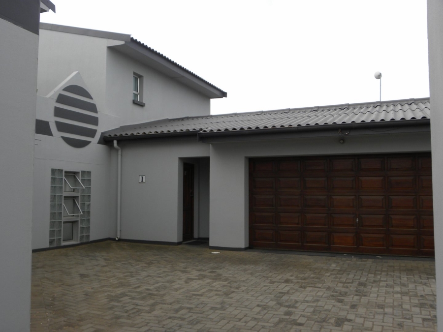 2 Bedroom Property for Sale in Jeffreys Bay Central Eastern Cape